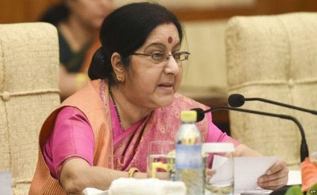 पासपोर्ट विवाद : सुषमा स्‍वराज से RSS नाराज !, राजनाथ-गडकरी के अलावा ममता का भी मिला साथ