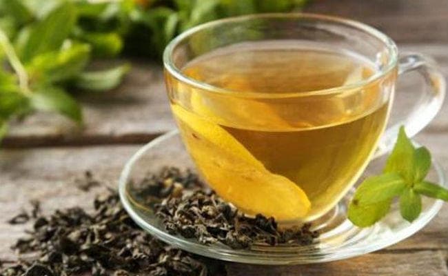 Health Research: ग्रीन टी और रेड वाइन पीने के ये फायदे जानते थे आप?