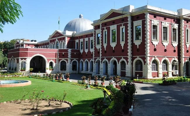 HC के निर्देश पर त्रिवेणी सैनिक के AGM सहित अन्य पर हत्या के प्रयास का मामला दर्ज