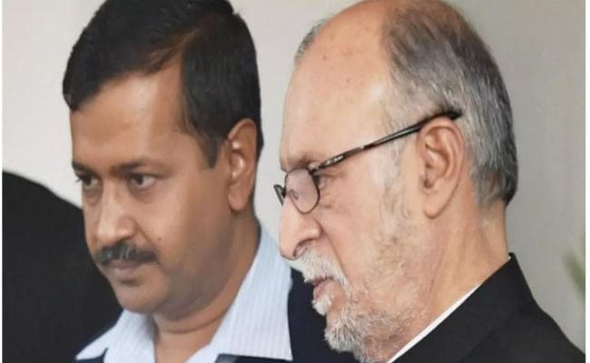 सुप्रीम कोर्ट ने कहा काम में बाधा ना डालें LG, कैबिनेट की सलाह पर काम करें, केजरीवाल ने बुलाई बैठक