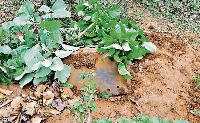 हजारीबाग : एटीएम लेकर नहीं भाग सके तो जंगल में छुपाया, बरामद