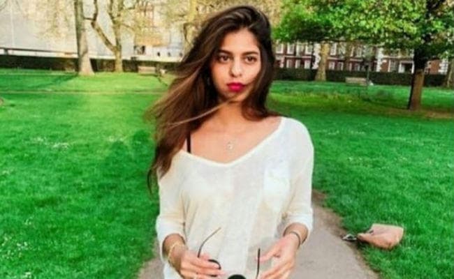 बिकनी फोटो को लेकर ट्रोल हुई सुहाना खान, यूजर्स ने कह दी ऐसी बात