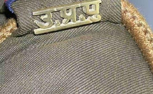 जमीन विवाद सुलझाने गये पुलिसकर्मियों पर भारी पड़ गये दबंग, लाठी-डंडों से जमकर की पिटाई