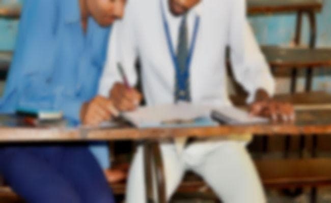 पटना : कदाचार की छूट न दी तो परीक्षा हॉल में ही नहीं गये छात्र