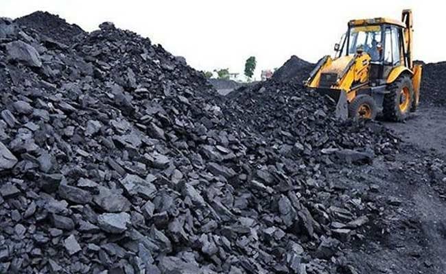 धनबाद में कोयले का अवैध कारोबार, नहीं हो रही कार्रवाई