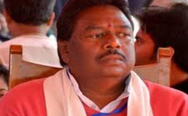 खूंटी : सरकार पत्थलगड़ी में लिखी गलत बातों के खिलाफ : नीलकंठ सिंह मुंडा