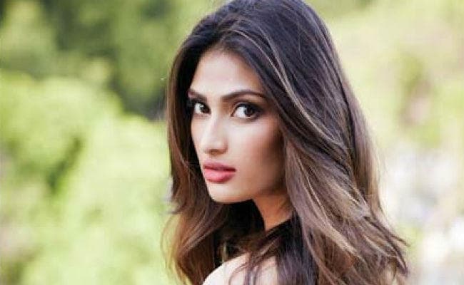 जानें किस फिल्म में नवाजुद्दीन के साथ  कॉमेडी करेंगी अथिया शेट्टी