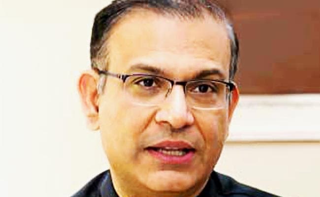 झारखंड में केंद्रीय मंत्री बाल-बाल बचे, सुरक्षा गार्ड समेत कई घायल