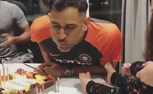 #Happy_Birthday_MSDhoni  : 37 के हुए धौनी, पढ़ें साक्षी के ''''मन की बात''''