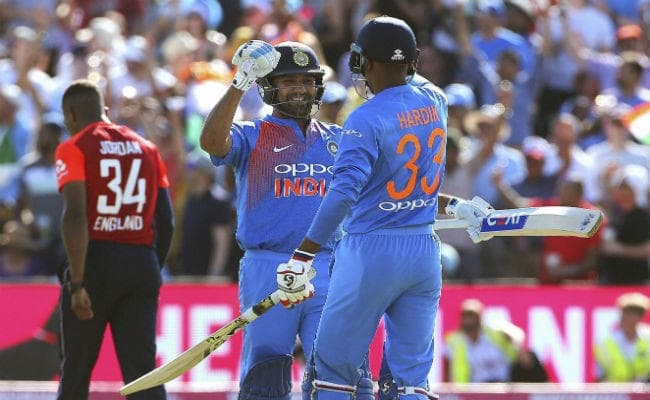 INDvsENG : इंग्‍लैंड को 7 विकेट से रौंदकर भारत ने टी-20 शृंखला पर 2-1 से कब्‍जा किया, चमके पांड्या-रोहित