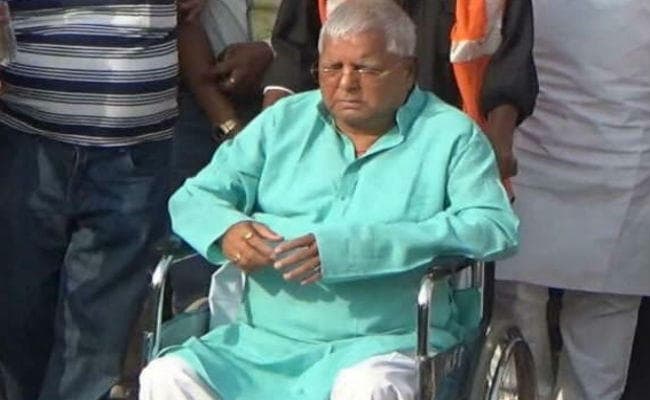 मुंबई में ऑपरेशन करा कर पटना लौटे लालू, तीन माह बाद किडनी के इलाज के लिए जायेंगे बेंगलुरु