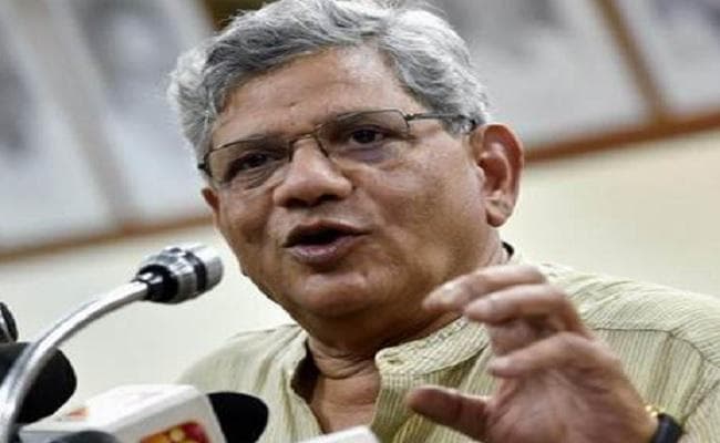 जेल में बंद विहिप, बजरंग दल के कार्यकर्ताओं से गिरिराज की मुलाकात पर येचुरी ने कही ये बड़ी बात