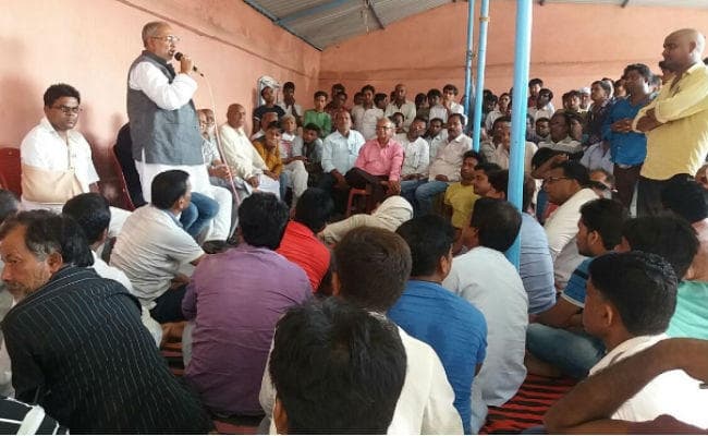 चौपारण में फ्लाई ओवर निर्माण के विरुद्ध गोलबंद हुए प्रभावित, कहा- चट्टी में हो 6 लेन सड़क का निर्माण