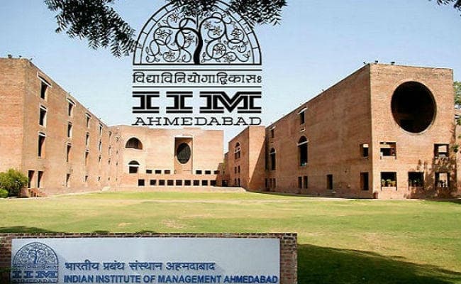 GST का नोटिस जाने के बाद आईआईएम-अहमदाबाद ने HRD मिनिस्ट्री से मांगी मदद