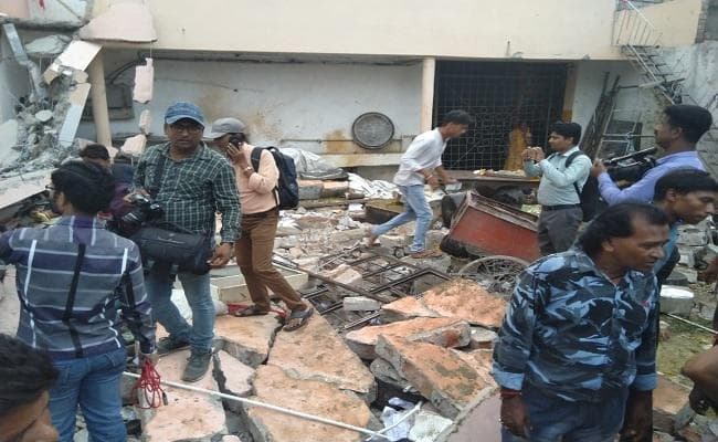 गैस सिलिंडर विस्फोट हादसा ...और चीत्कार में बदल गयी शहनाई की धुन