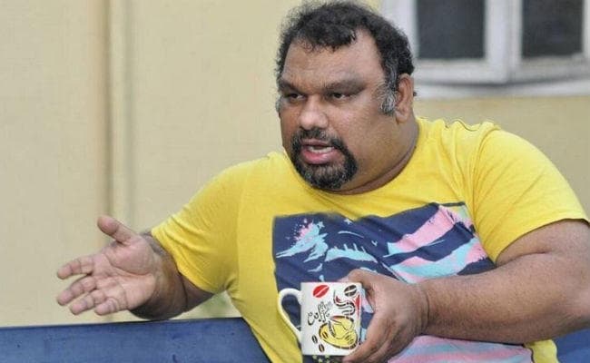 अभिनेता काथी महेश के हैदराबाद में घुसने पर 6 महीने की रोक