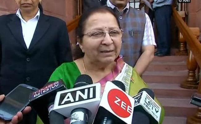 मानसून सत्र : स्पीकर ने सांसदों को लिखा भावुक पत्र, शांति के लिए दिलायी गीता की याद