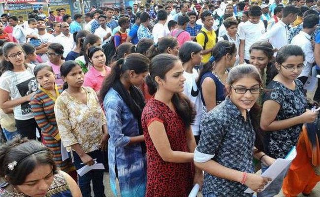 NEET 2018: मद्रास हाई कोर्ट के आदेश पर इन अभ्यर्थियों को मिलेंगे 196 ग्रेस मार्क्स