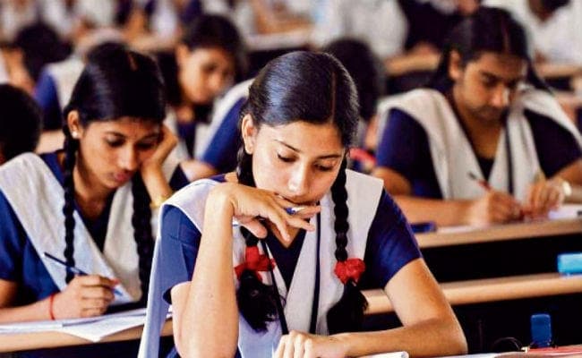 पटना : इस साल से इंटर और स्नातक पास छात्राओं को भी मिलेगी प्रोत्साहन राशि