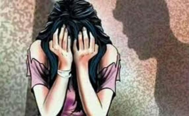 शादी का झांसा देकर नाबालिग का यौन शोषण