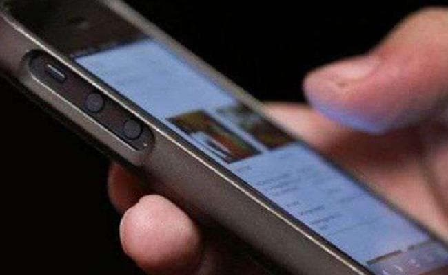 नाबालिग छात्राओं का अश्लील वीडियो बना फेसबुक पर किया वायरल, फिर…