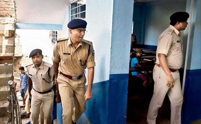 विद्यालय में मासूम हत्या मामला:छात्रा ने कबूला गार्ड से था संबंध, कहा, अभिमन्यु कॉपी-किताब फाड़ देता था, गुस्से में दबा दिया गला