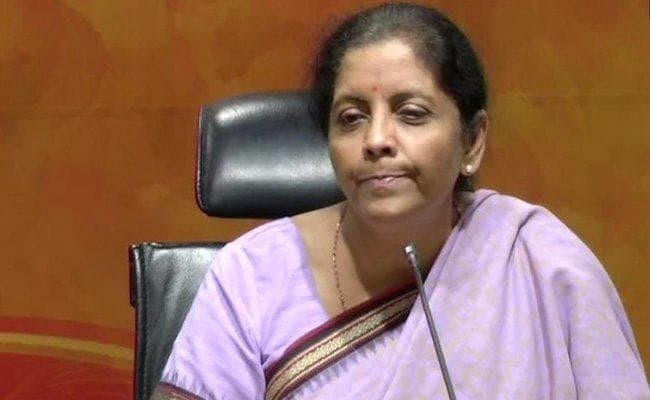 रक्षा मंत्री की दो टूक : अमेरिकी प्रतिबंधों के बावजूद रूस के साथ एस-400 मिसाइल सौदा आगे बढ़ेगा