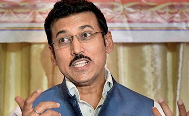 एशियाई खेलों की मशाल रिले में हिस्सा नहीं लेंगे राठौड़, IOA ने विजय गोयल को किया आमंत्रित