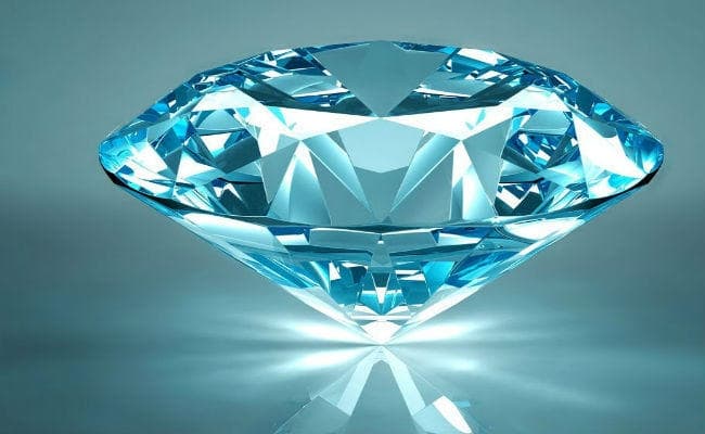 DRI ने भारत डायमंड बोर्स में 2000 करोड़ के मनी लॉन्ड्रिंग का किया भंडाफोड़, चार गिरफ्तार