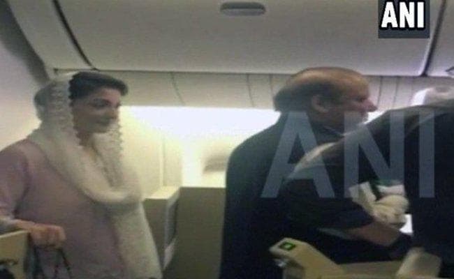 लाहौर पहुंचते ही नवाज शरीफ आैर बेटी मरियम गिरफ्तार, दोनों के पासपोर्ट जब्त