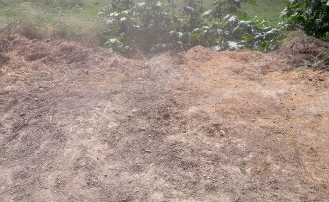 सीवान : हथियार लहराते हुए माले समर्थकों ने तोड़ा धार्मिक स्थल