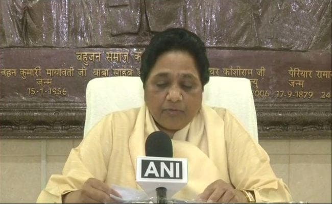 लोस चुनाव नज़दीक आने पर ''पूर्वांचल एक्सप्रेस-वे'' की आधारशिला रखना जनता के साथ छलावा : मायावती