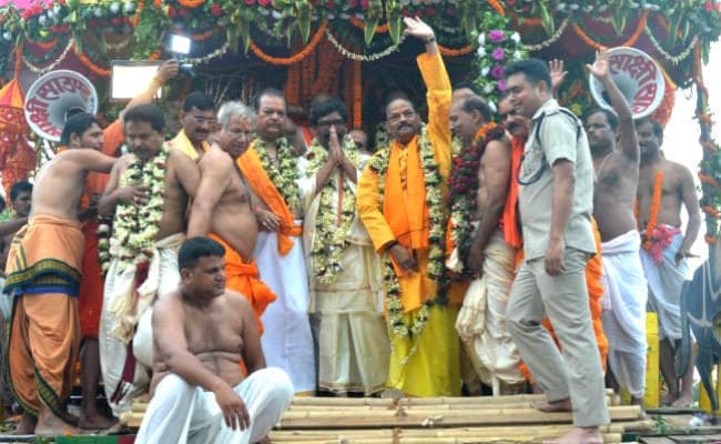 VIDEO : ऐतिहासिक जगन्‍नाथपुर रथमेला में बोले CM रघुवर : गरीबों और पिछड़ों के लिए भगवान से मांगा आशीष