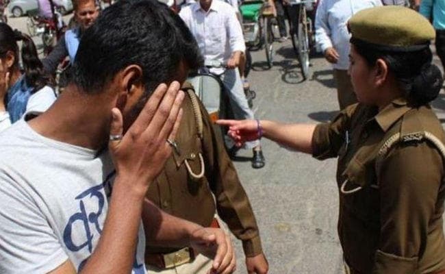 शरीर पर लगा कैमरा ले लेगा मनचले की फोटो, जानें पूरा मामला