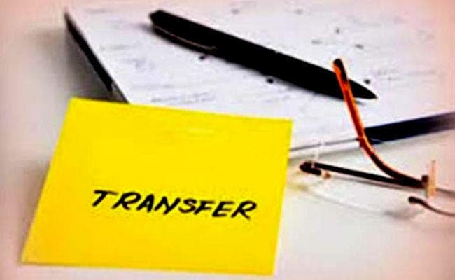 पटना : स्थानांतरण हुआ तो छूट गये पसीने, अब कर रहे हैं पैरवी
