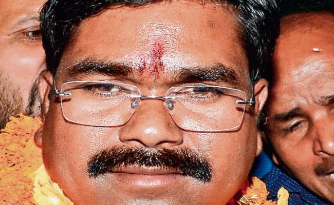 सांसद समीर उरांव ने सीबीसीआइ से पूछा सवाल, कहा, खूंटी में आठ करोड़ की जमीन खरीद-बिक्री का क्या है मामला