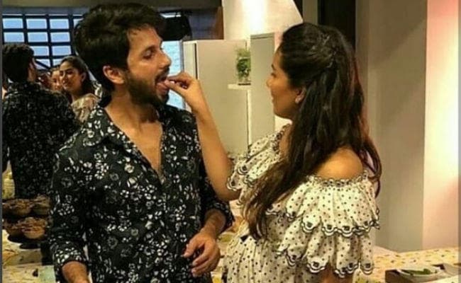 Photo: शाहिद कपूर की पत्‍नी मीरा राजपूत की हुई गोदभराई