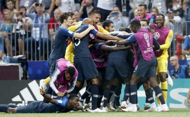 फ्रांस के विश्व कप विजेताओं को मिलेगा ‘लीजन आफ आनर''