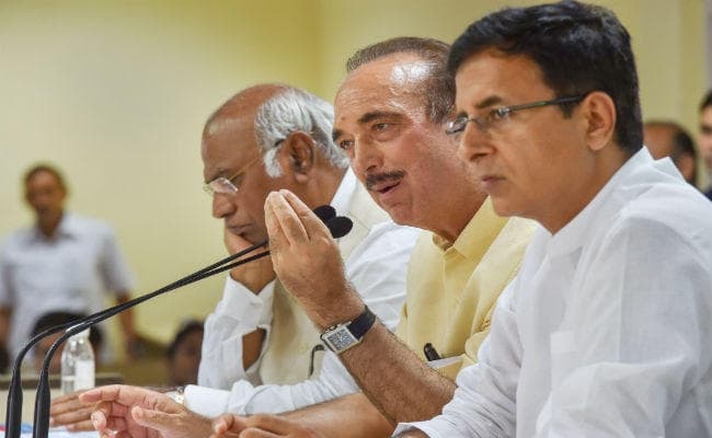 राहुल की टीम से दिग्विजय, कमलनाथ, शिंदे, जोशी और जनार्दन द्विवेदी की छुट्टी