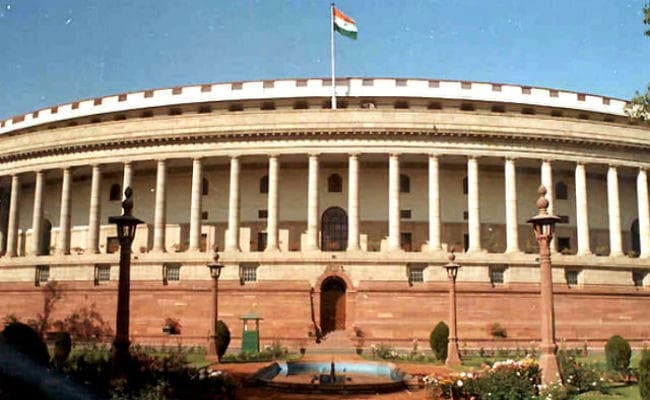 संसद का मॉनसून सत्र: 2014 से अटके पड़े हैं मोदी सरकार के लाये 40 बिल, पारित करवाना चुनौती