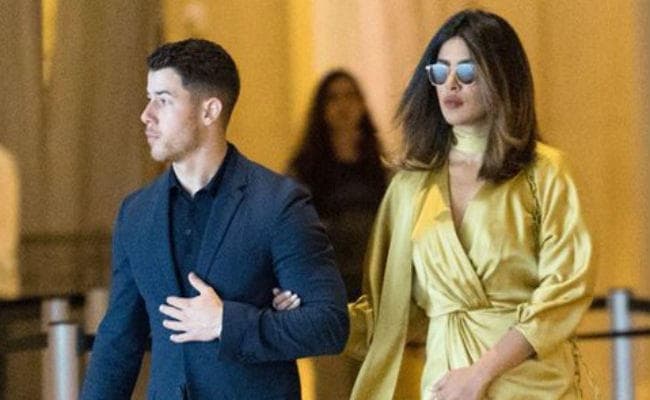 VIDEO: निक जोनस का खुलासा: इस वजह से पसंद है 10 साल बड़ी प्रियंका, देखें वीडियो