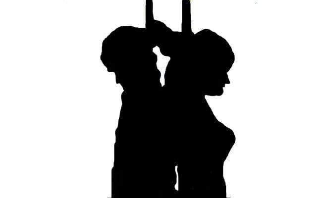 Bihar Crime News: बेतिया में मिला प्रेमी-प्रेमिका का शव, ऑनर किलिंग की आशंका, जांच में जुटी पुलिस