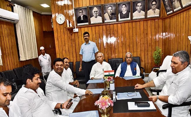 पटना : विधानमंडल में एक दिन पहले विभागों को जवाब भेजने का निर्देश : विजय चौधरी