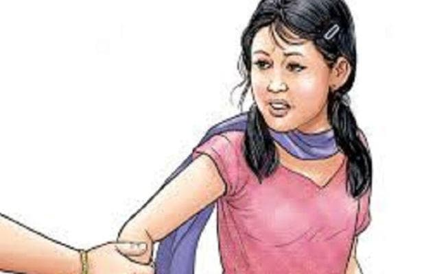 सरायकेला : घर में घुस कर पत्नी से छेड़छाड़ कर रहा था पड़ोसी पति ने पीट-पीट कर मारा