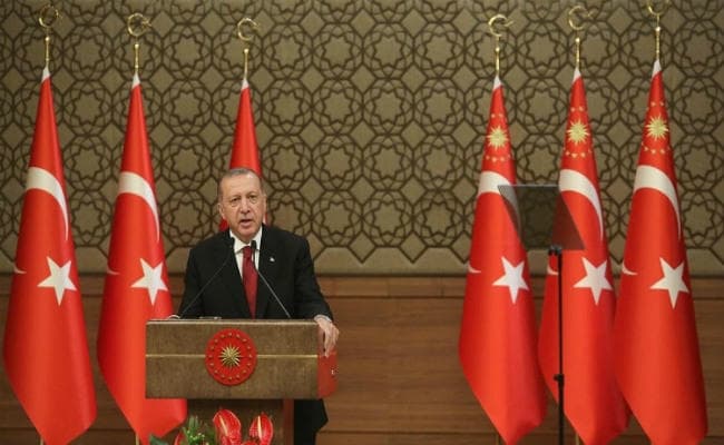 तुर्की में खत्म हुआ आपातकाल, पर अब दमनकारी कानून की आशंका