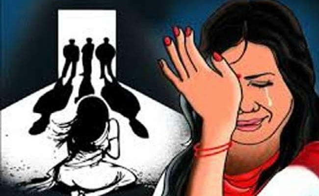 बेतिया : बंधक बनाकर युवती से गैंगरेप, अश्लील वीडियो बनाया