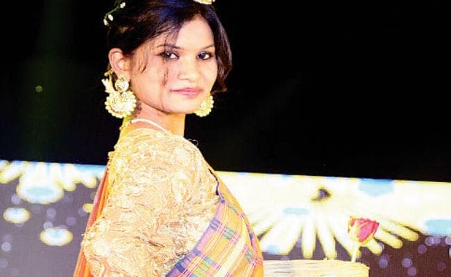 जमशेदपुर : बुलंद हौसले की बदौलत सावित्री बनीं मिस इंडिया इंडिजिनस