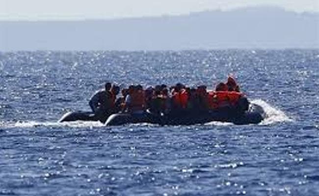 160 अफ्रीकी आव्रजकों को ले जा रही नौका डूबी