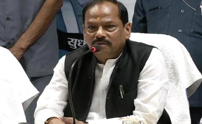 रांची : मुख्यमंत्री ने की बारिश व रोपा की समीक्षा, कहा, सरकार किसानों के फसल बीमा प्रीमियम का करेगी भुगतान