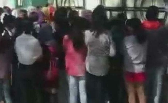 पटना : गर्ल्स हॉस्टल में आधी रात को अंदर घुसे बदमाश, कई छात्राओं के मोबाइल फोन गायब